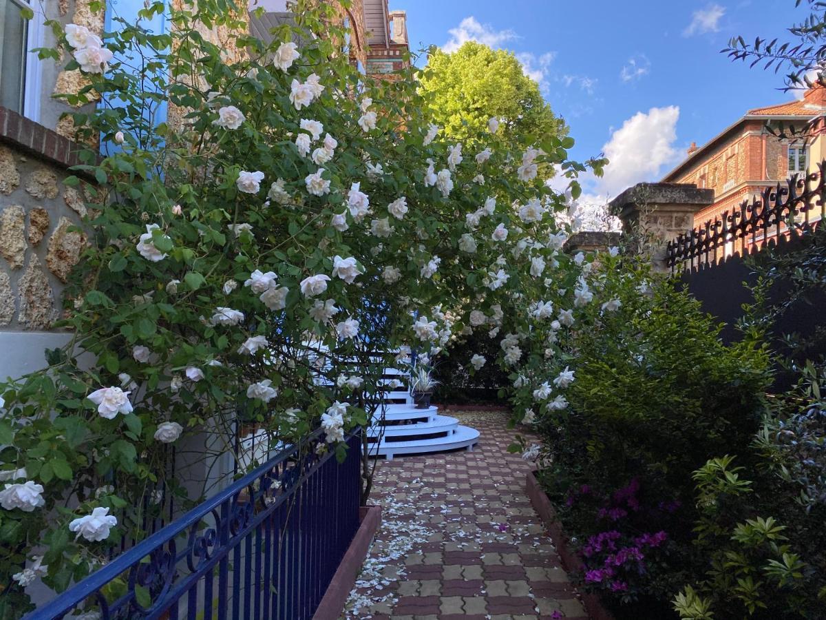 Bed and Breakfast Le Talisman Saint-Germain-en-Laye Exterior foto